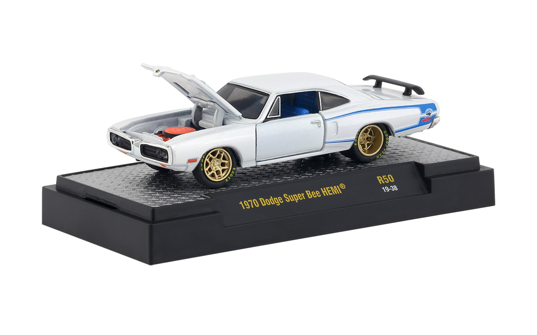 M2 Machines 1:64 Detroit Muscle Release 43 1970 Dodge Super Bee Hemi