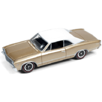 Johnny Lightning 1:64 Scale Muscle Cars USA - 1967 Chevy Chevelle Malibu