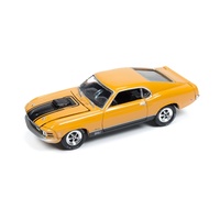 Johnny Lightning 1:64 Scale Muscle Cars USA - 1970 Ford Mustang Mach 1