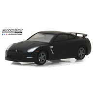 Greenlight Tokyo Torque Series 2 2015 Nissan GT-R (R35) 1:64 Scale Die-Cast Metal Vehicle