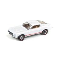 Auto World Premium Vintage Muscle 1:64 1967 Ford Mustang GT