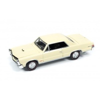 RACING CHAMPIONS 1:64 MINT Release 1B 1965 Pontiac GTO