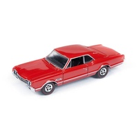 Auto World 1966 Oldsmobile 442 (Car & Driver) Release A 1:64 Die Cast