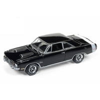 Auto World Premium Vintage Muscle 1:64 1971 Dodge Dart Swinger