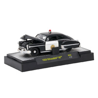 M2 Machines Auto-Thentics 1:64 Scale 1950 Oldsmobile 88 R45