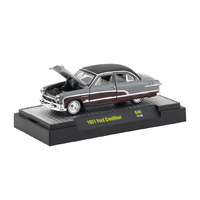 M2 Machines Auto-Thentics 1:64 Scale 1951 Ford Crestliner R49