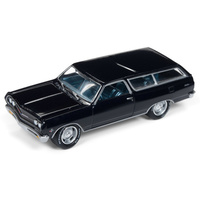 Johnny Lightning 1:64 Scale Classic Gold Collections Release 3 Set B 1965 Chevrolet Chevelle Wagon (2 Doors)