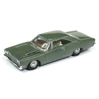 RACING CHAMPIONS MINT 1:64 Diecast 1968 Plymouth Road Runner Avocado Green