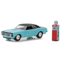 Greenlight 1:64 Scale The Hobby Shop Series 5 1968 Chevrolet Camaro SS with Vintage Gas Pump (Light Teal with Black Top)