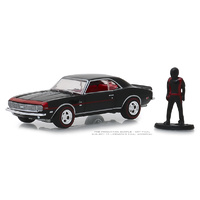 Greenlight 1:64 Scale The Hobby Shop Series 6 1968 Chevrolet Camaro RS-SS with Race Car Driver