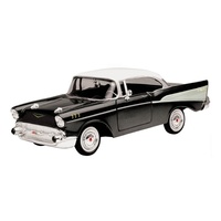 Motor Max 1:24 Scale American Classics 1957 Chevy Bel Air