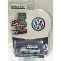 Greenlight 1:64 Scale V-Dub - 1965 Volkswagen Type 3 Squareback - CHASE