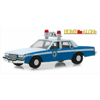Greenlight 1:64 Hollywood Series 25 : Home Alone - 1986 Chevrolet Caprice Police Sky Blue