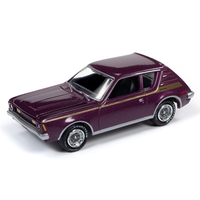 Johnny Lightning 1:64 Muscle Cars USA 2019 Release 3 Version A - 1971 AMC Gremlin X (Purple)