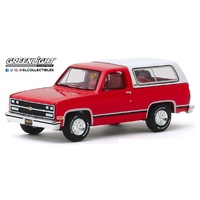 Greenlight 1:64 Scale - Mecum Auctions - 1991 Chevrolet K-5 Blazer