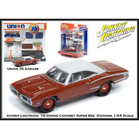 Johnny Lightning 1:64 Scale Diorama: Union 76 Gas Station with 1970 Dodge Charger Super Bee