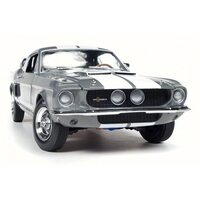 Auto World - American Muscle 1:18 1967 Shelby GT-350