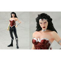 DC Comics New 52 ArtFx Kotobukiya Statue - Wonder Woman