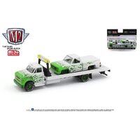 M2 Machines 1:64 Mijo Exclusives - Auto-Haulers 1968 Chevy C60 With 1979 Chevy Silverado Limited 4,400
