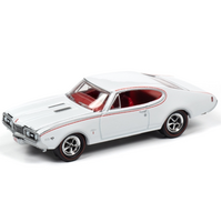 Johnny Lightning 1:64 Muscle Cars USA 2020 Release 1 Version B - 1968 Olds Cutlass W31 Ram Rod