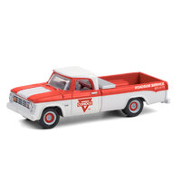 Greenlight 1:64 Running on Empty Series 12 -Conoco Roadside Service - 1965 Dodge D-100