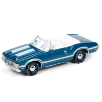 Johnny Lightning 1:64 Classic Gold Release 2 Version A - 1970 Oldsmobile 442 Convertible (Agean Aqua)