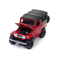Johnny Lightning 1:64 Classic Gold 2017 Release 4 Version B - 1980 Toyota Land Cruiser