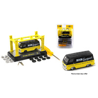 M2 Machines 1:64 Model-Kit Auto-Lift Release 35 - Mooneyes - 1967 Dodge A-100 Panel Van