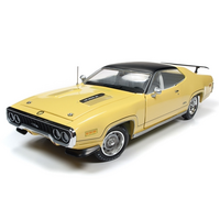 Auto World 1:18 American Muscle - 1971 Plymouth GTX Hardtop (MCACN)