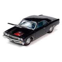 Johnny Lightning 1:64 Muscle Cars USA 2021 Release 1 Version B - 1967 Chevrolet Chevelle SS Deepwater Blue Metallic with Blue Interior