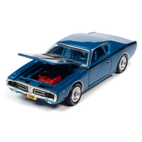 Johnny Lightning 1:64 Muscle Cars USA  2021 Release 1 Version A - 1971 Dodge Charger Super Bee Bright Blue Metallic with Black Stripes