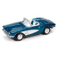 Johnny Lightning 1:64 Scale Classic Gold 2020 Release 3 Version B - 1962 Chevrolet Corvette (Metallic Teal)