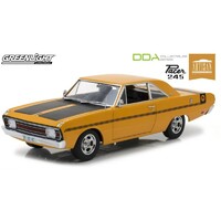 Greenlight 1:18 - 1970 Chrysler VG Valiant Hot Mustard (Opening front doors)