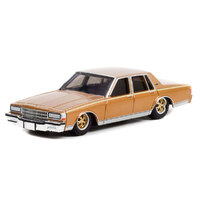 Greenlight 1:64 California Lowriders 2022 - 1985 Chevrolet Caprice Lowrider - Custom Gold