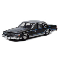 Greenlight 1:64 California Lowriders 2022 - 1987 Chevrolet Caprice Lowrider - Custom Black