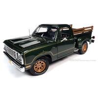 Auto World 1:18 Scale - 30TH Anniversary 1977 Dodge Warlock Step Side Truck Green