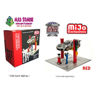 American Diorama 1:64 Mijo Exclusive Figure 2 Post Lift With Oil Drainer and Mechanic Figure Red