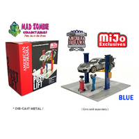 American Diorama 1:64 Mijo Exclusive Figure 2 Post Lift With Oil Drainer and Mechanic Figure Blue