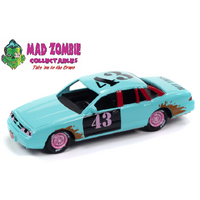 Johnny Lightning 1/64 Street Freaks 2023 Release 1B - 1997 Ford Crown Victoria (Demolition Derby) (Light Teal w/Derby Graphics)