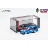 Zoom 1/64 Scale - Nissan Stagea WC34 260RS Calsonic
