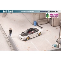 Fuji 1/64 Scale - NSX NA1(BBS Rims), Advance Modified White Carbon-Hood