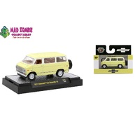 M2 Machines 1/64 Scale - Detroit-Muscle Release 73 - 1971 Chevrolet Van Beauville 10