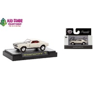 M2 Machines 1/64 Scale - Auto-Thentics Release 86 - 1968 Chevrolet Camaro Z/28 RS