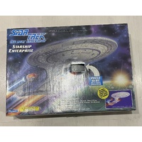Star Trek TNG Starship Enterprise NCC-1701-D Playmates 1992 #6102