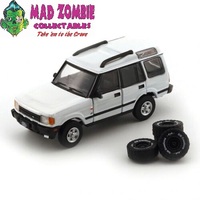 BM Creations 1:64 Scale -  Land Rover 1998 Discovery 1 - White (RHD)