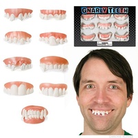 Archie McPhee – Gnarly Teeth – Set of 9