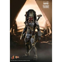 Alien vs Predator - Wolf Predator Heavy Weaponry 12" Figure
