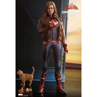 Captain Marvel - Captain Marvel Deluxe 12" Hot Toy 1:6 Scale Action Figure