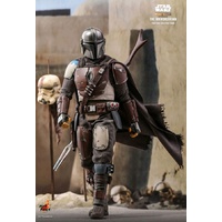 Star Wars: The Mandalorian - The Mandalorian 1:6 Scale 12" Action Figure
