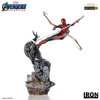 Avengers 4: Endgame - Iron Spider vs Outrider 1:10 Scale Statue (Free Shipping)